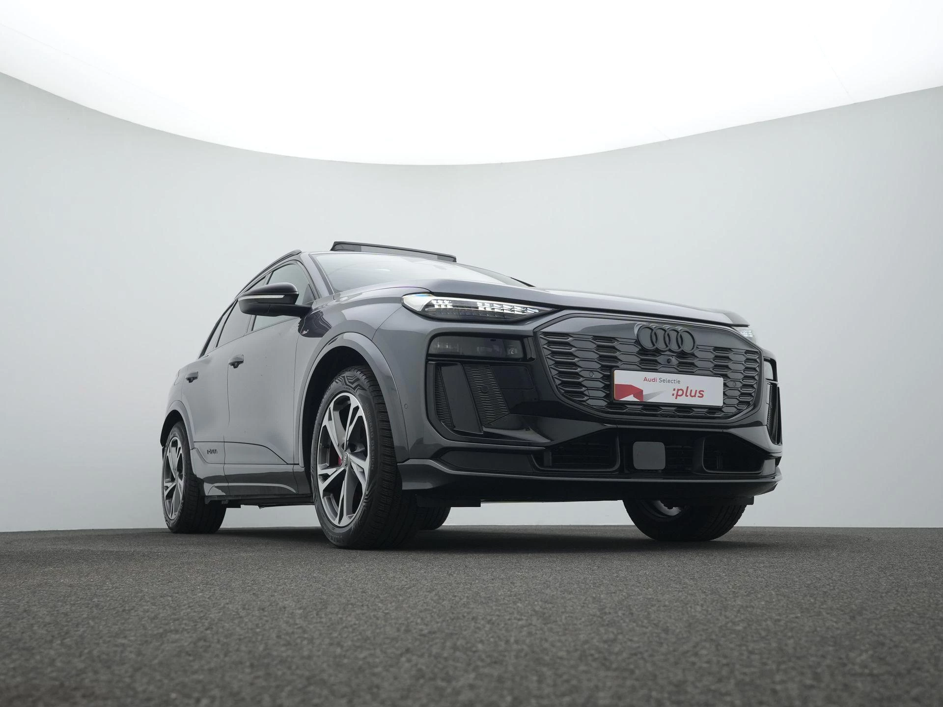 Hoofdafbeelding Audi Q6 e-tron