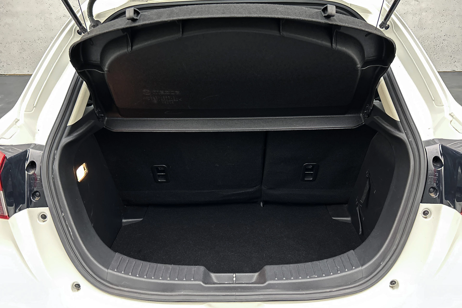 Hoofdafbeelding Mazda 2