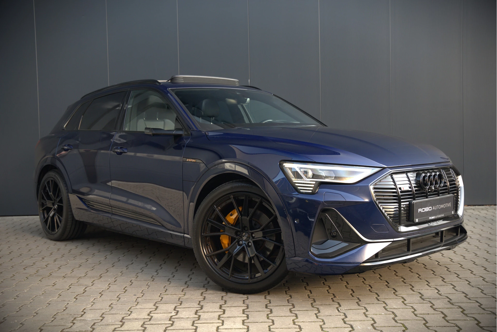 Hoofdafbeelding Audi e-tron
