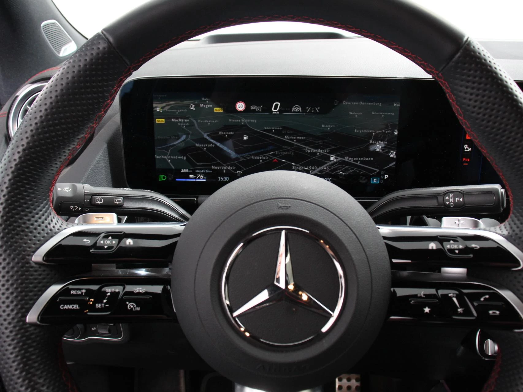 Hoofdafbeelding Mercedes-Benz EQA