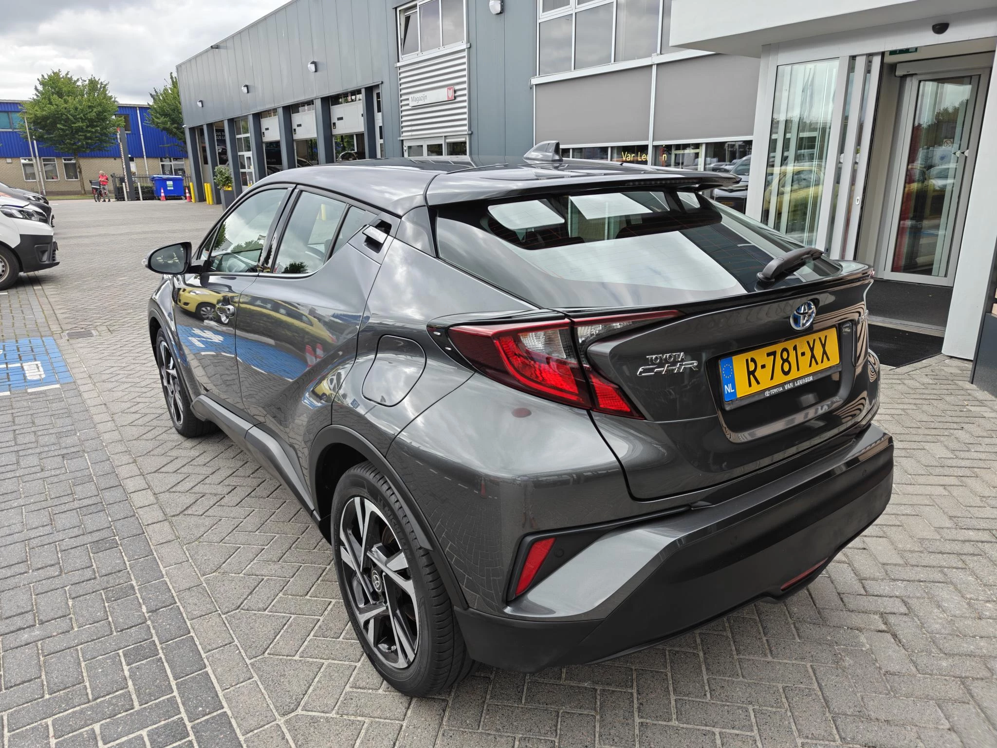 Hoofdafbeelding Toyota C-HR