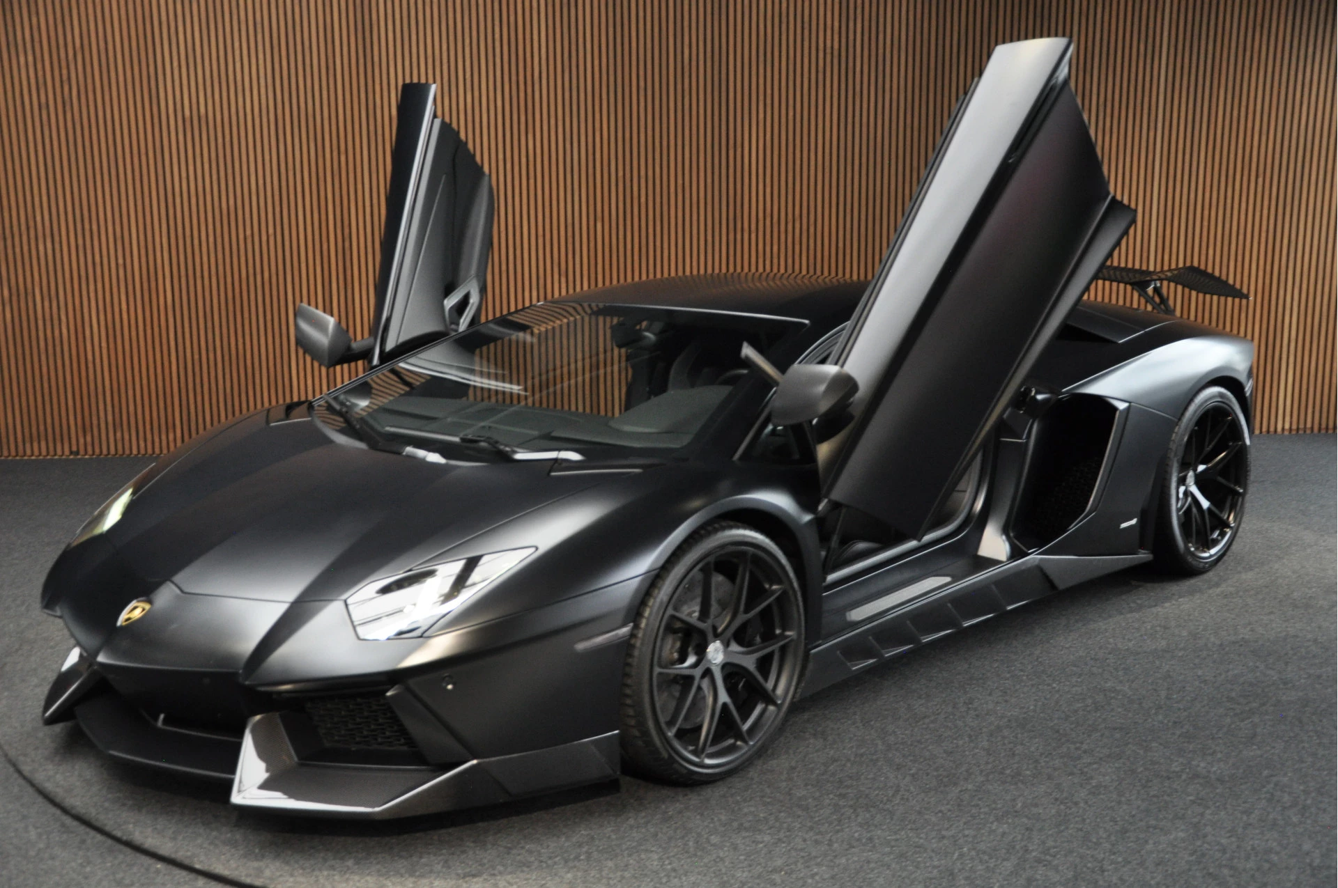 Hoofdafbeelding Lamborghini Aventador