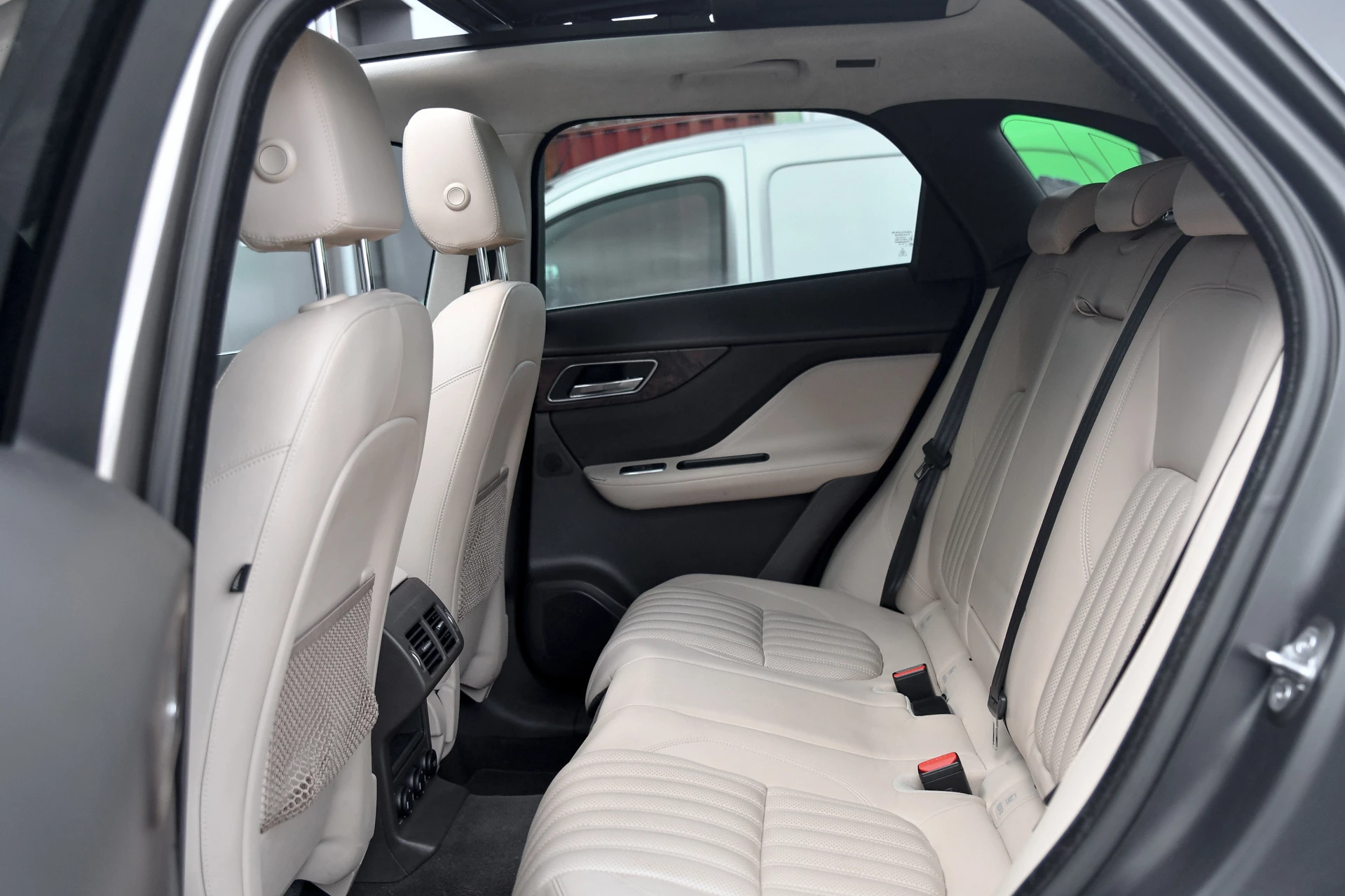 Hoofdafbeelding Jaguar F-PACE