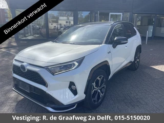 Toyota RAV4 2.5 Plug-in Hybrid AWD Bi-Tone Plus | 1500 KG trekgewicht | JBL Audio | Stoelverwarming & ventilatie | Memory Seats | Schuif-/Kanteldak | Navigatie