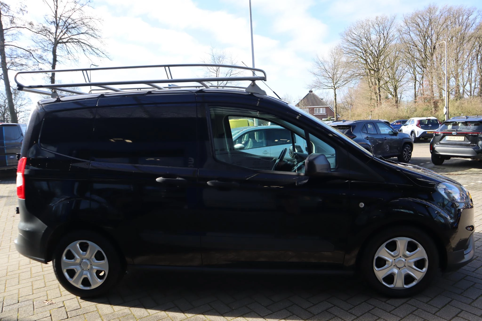 Hoofdafbeelding Ford Transit Courier