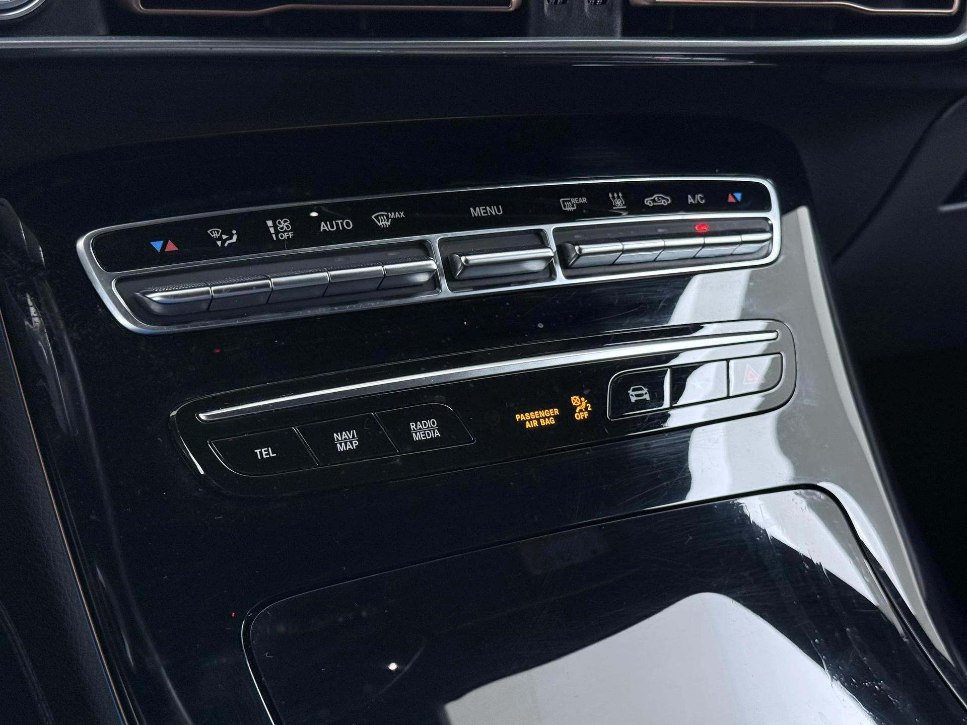 Hoofdafbeelding Mercedes-Benz EQC