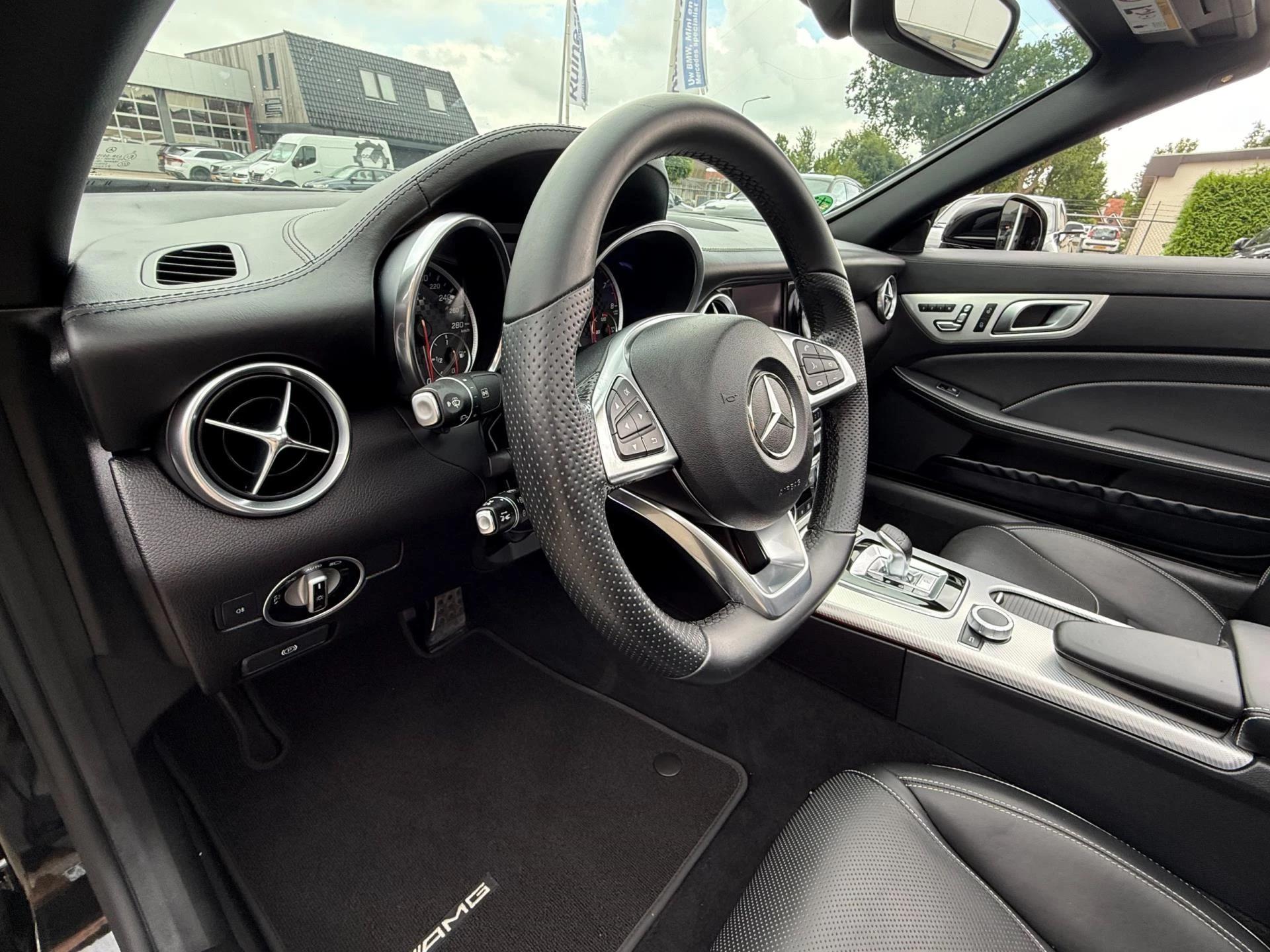 Hoofdafbeelding Mercedes-Benz SLC