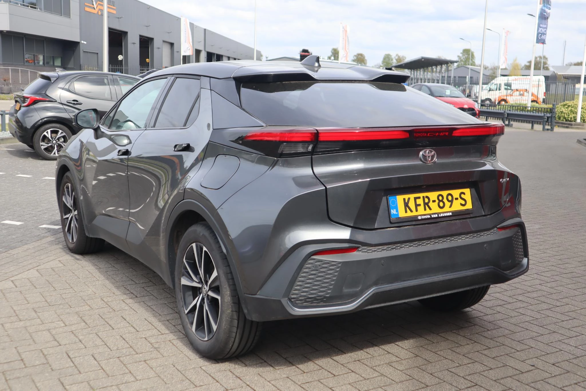 Hoofdafbeelding Toyota C-HR