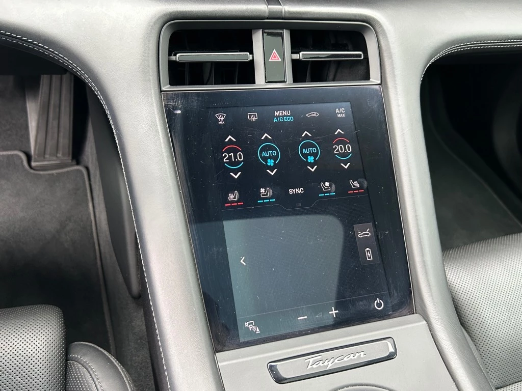 Hoofdafbeelding Porsche Taycan