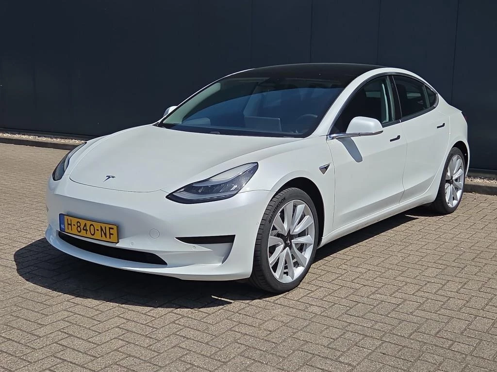 Hoofdafbeelding Tesla Model 3