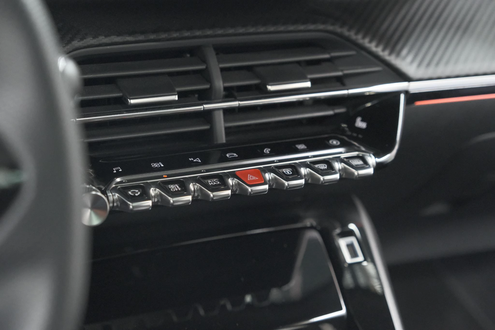 Hoofdafbeelding Peugeot e-2008