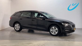 Skoda Octavia Combi 1.5 e-TSI 150pk DSG Business Edition Navigatie Parkeersensoren DAB+ App-Connect