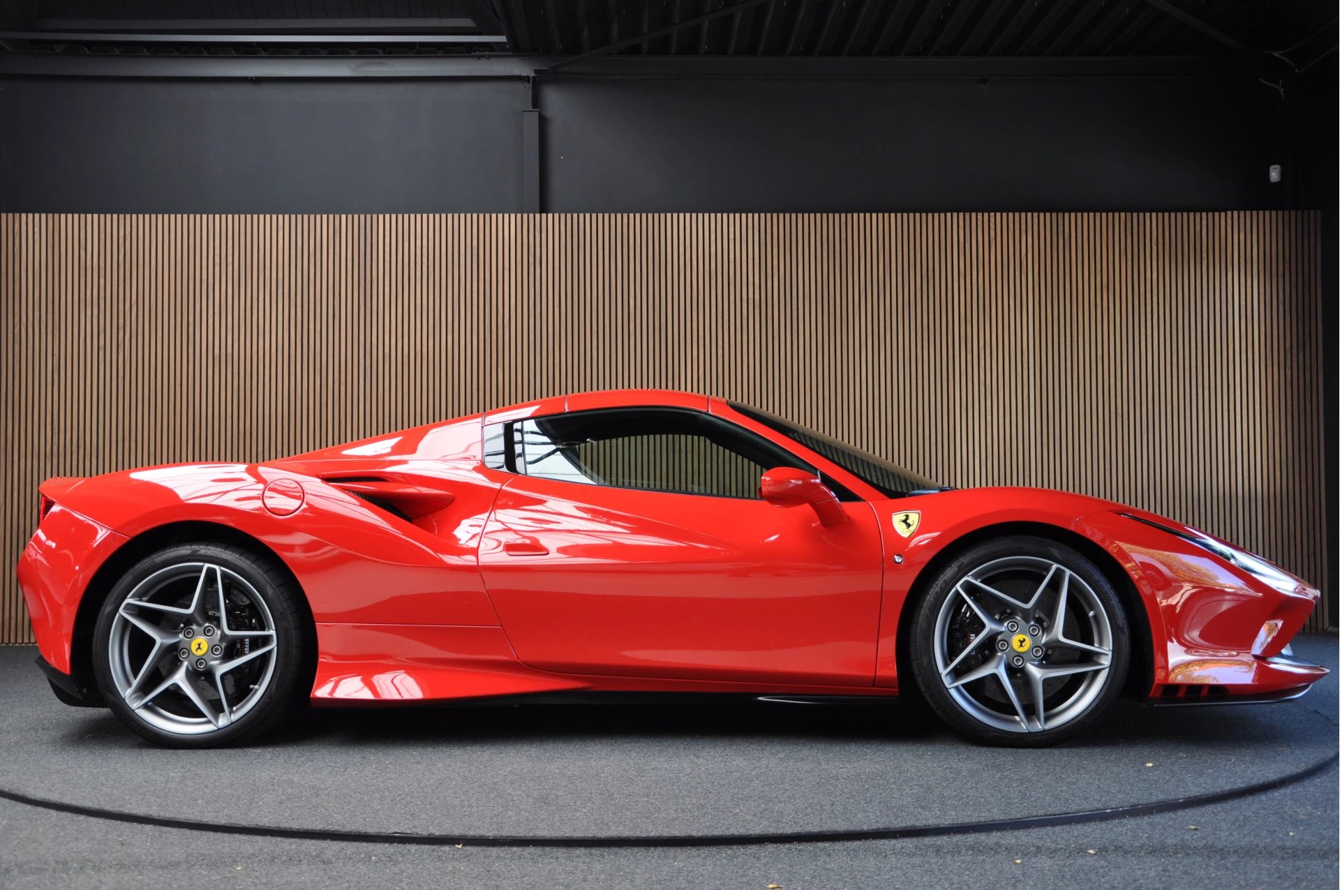 Hoofdafbeelding Ferrari F8 Spider