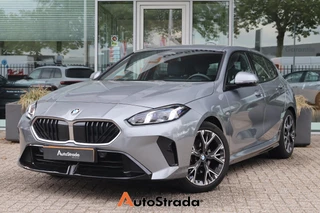 BMW 1-Serie (f70) 120 M-SPORT 150pk AUT I Carplay I Harman Kardon I Navi I DAB I Sfeerverlichting