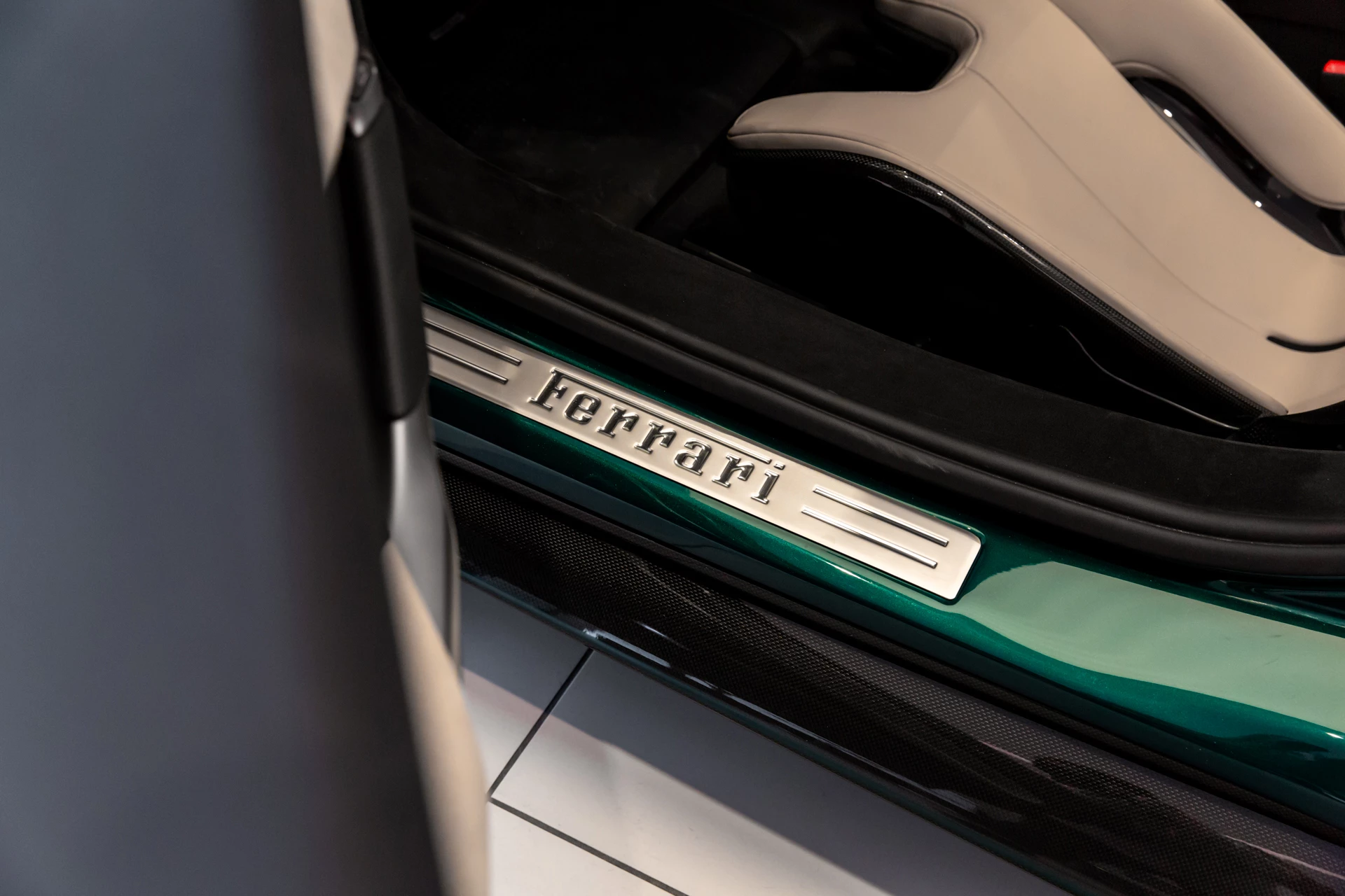 Hoofdafbeelding Ferrari 296