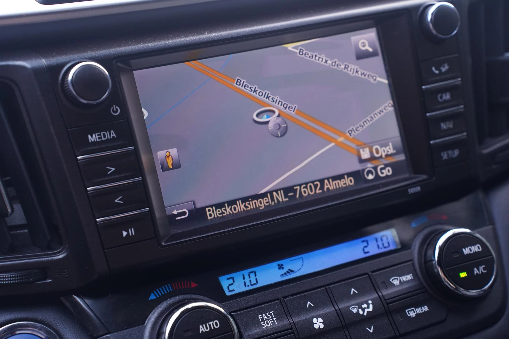 Hoofdafbeelding Toyota RAV4