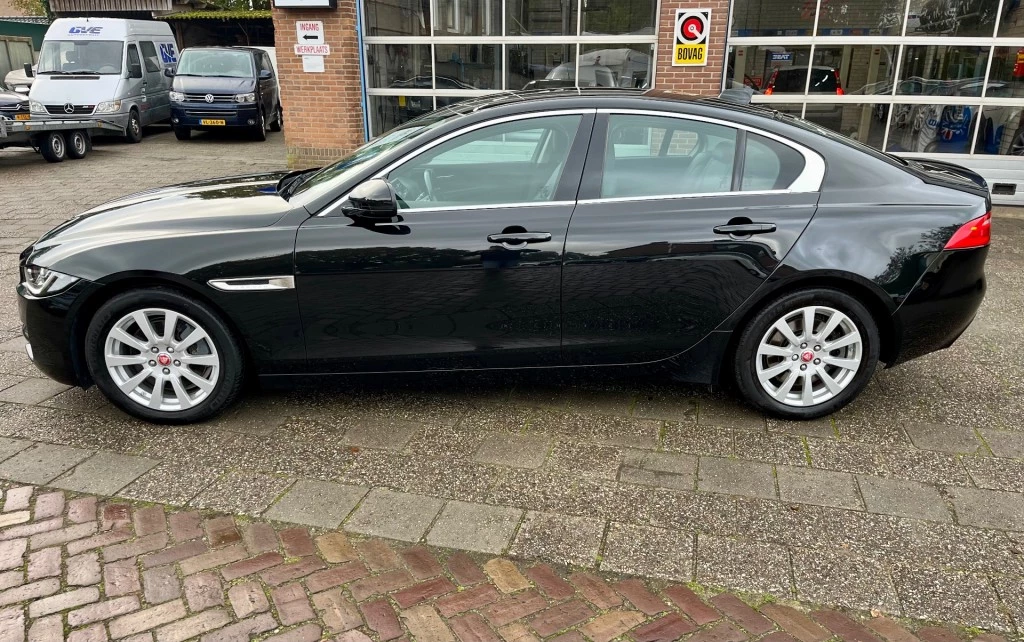 Hoofdafbeelding Jaguar XE