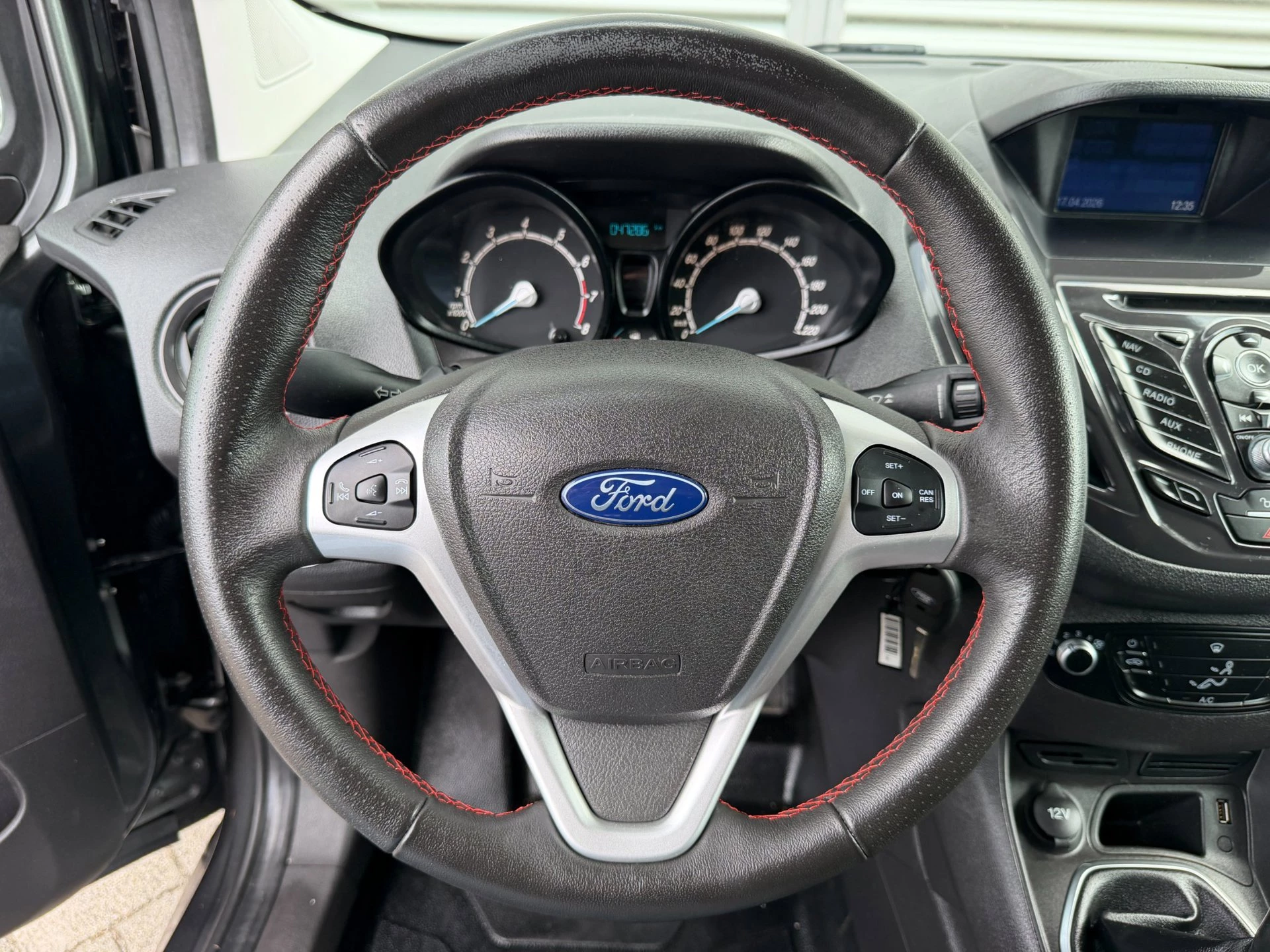 Hoofdafbeelding Ford Transit Courier