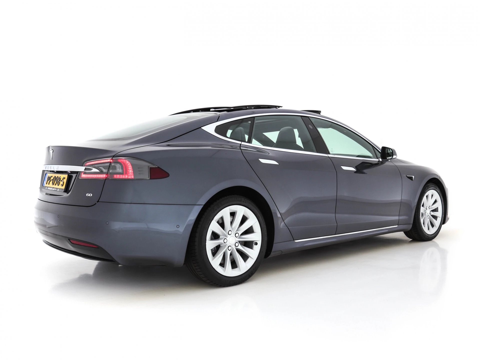 Hoofdafbeelding Tesla Model S