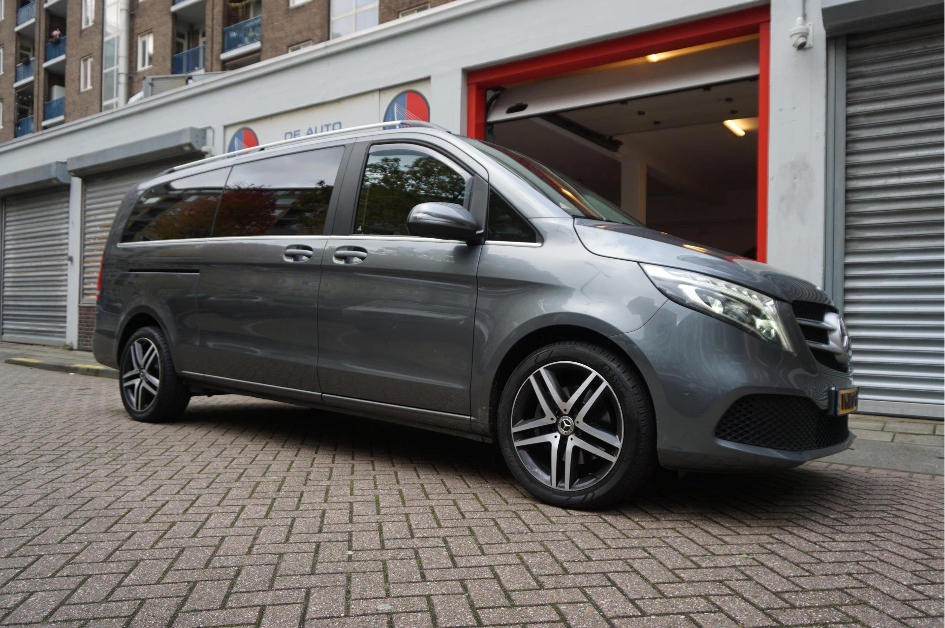 Hoofdafbeelding Mercedes-Benz V-Klasse