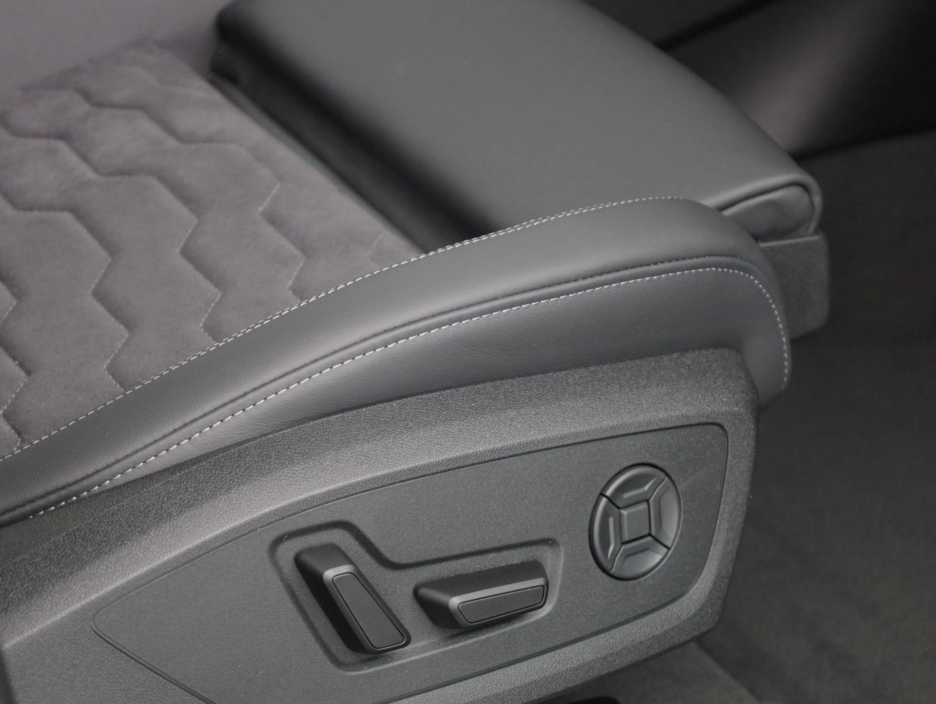 Hoofdafbeelding Audi A6 Sportback e-tron