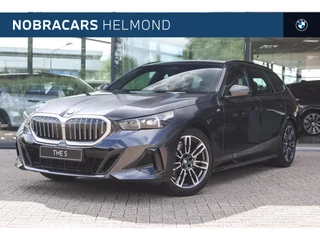 BMW 5 Serie Touring 520i M Sport Automaat / Trekhaak / Adaptieve LED / Parking Assistant / M Sportonderstel / Stoelverwarming