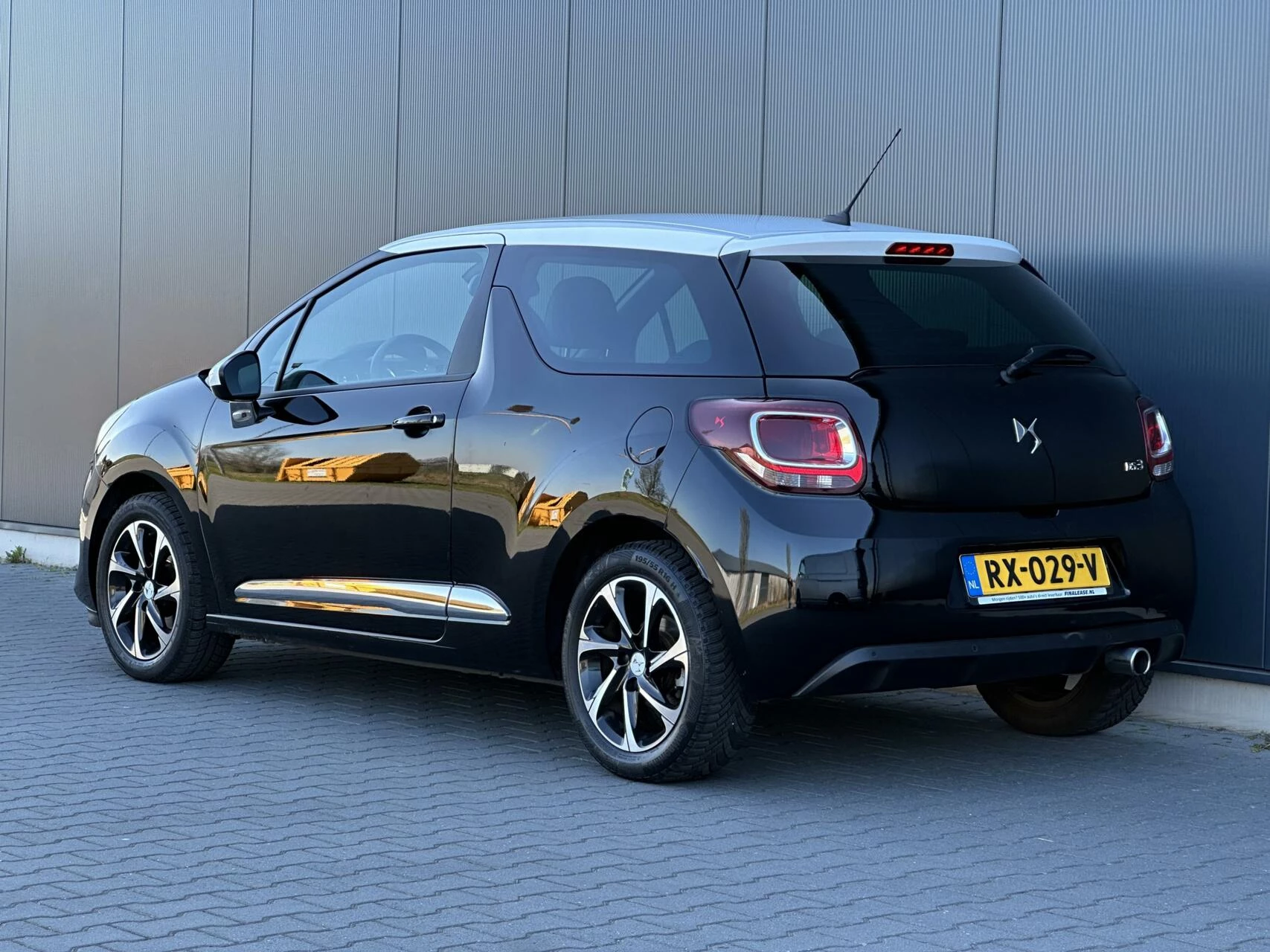 Hoofdafbeelding DS DS 3