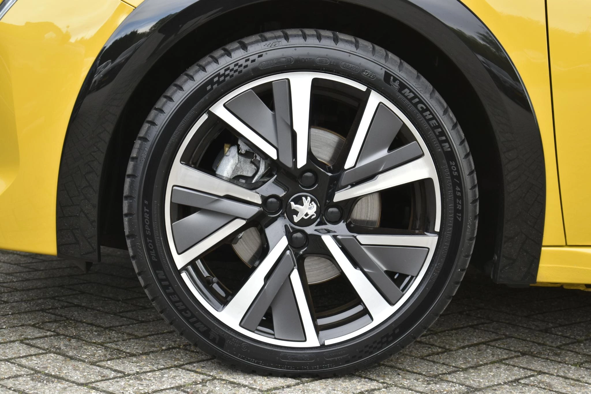 Hoofdafbeelding Peugeot 208