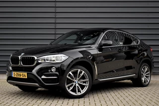 BMW X6 xDrive35i High Executive | 360 Camera | Head-Up | 20'' M Velgen | Softclose | Treeplanken | Comfort Stoelen + Memory | Stuurverwarming | Orig. NL |