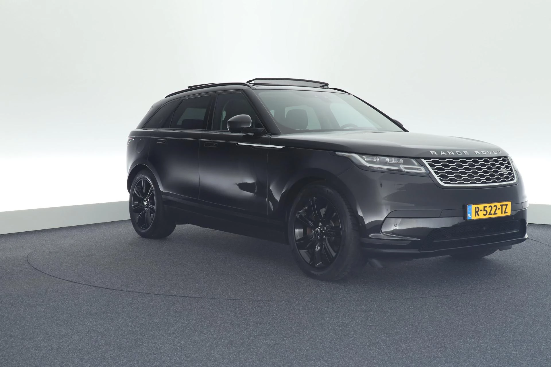 Hoofdafbeelding Land Rover Range Rover Velar