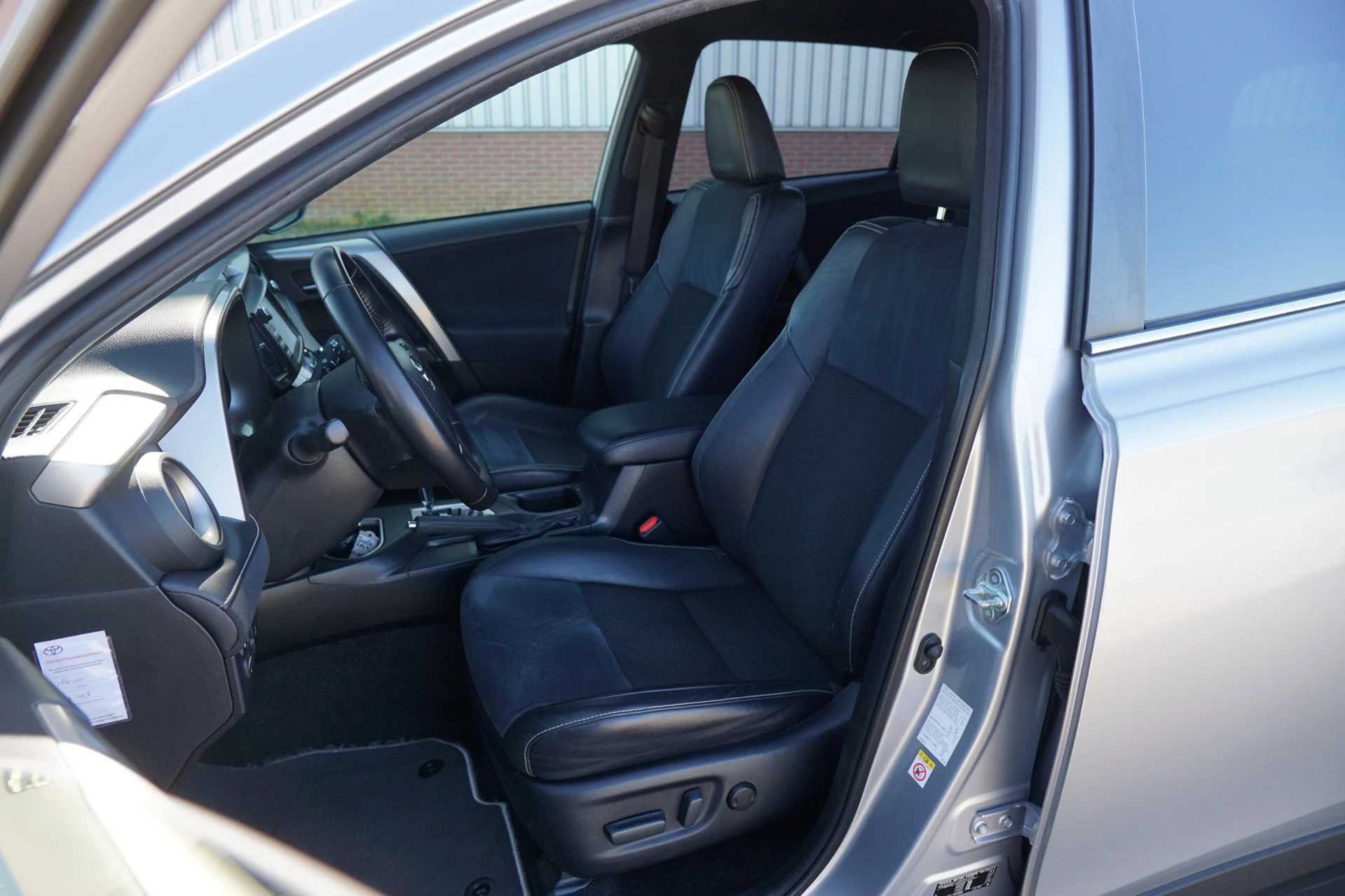 Hoofdafbeelding Toyota RAV4