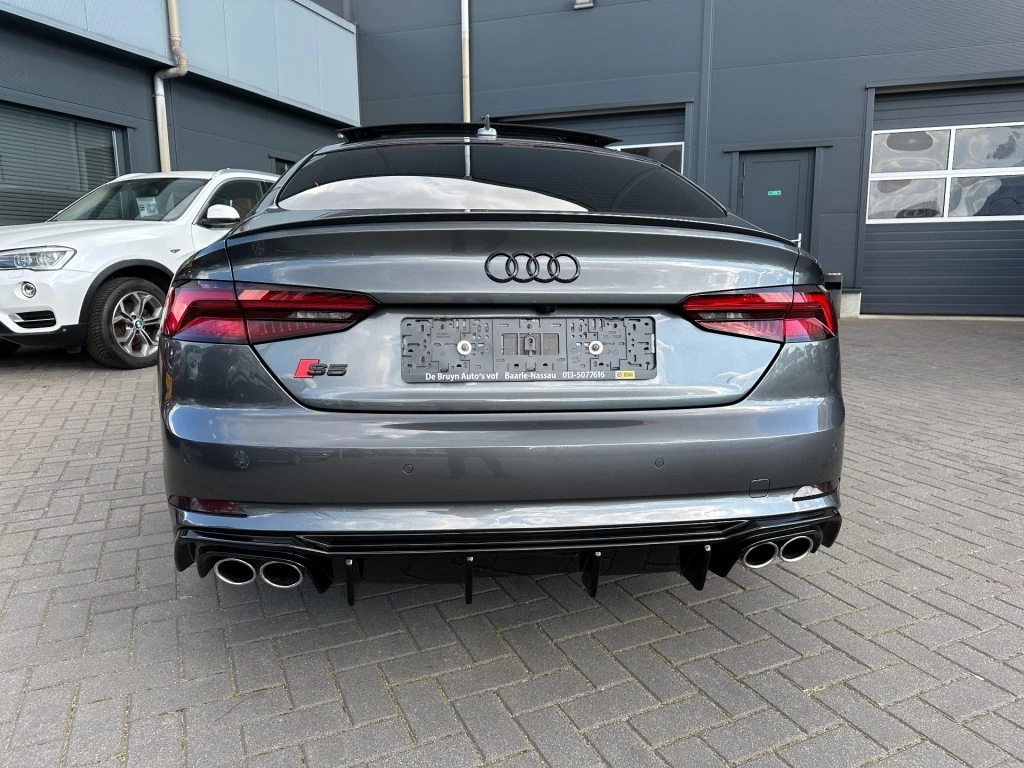 Hoofdafbeelding Audi S5