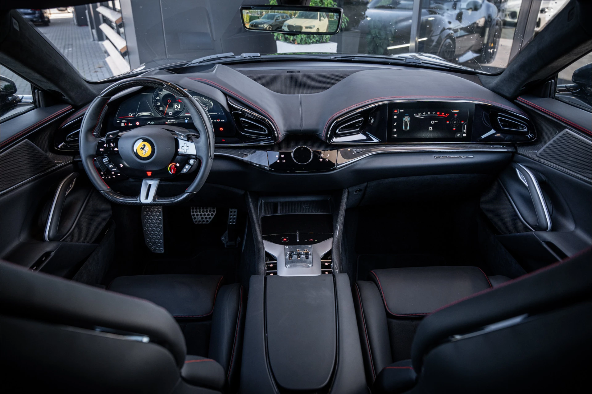 Hoofdafbeelding Ferrari Purosangue
