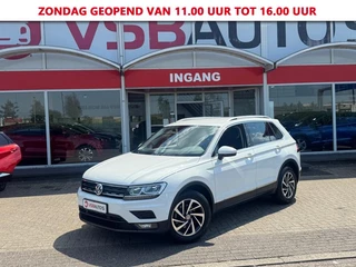 Hoofdafbeelding Volkswagen Tiguan Volkswagen Tiguan 1.4 TSI SOUND LED NAVI CAMERA CARPLAY AIRCO LMV PDC