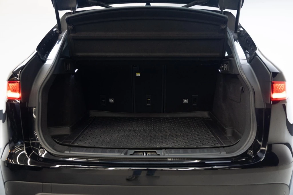 Hoofdafbeelding Jaguar F-PACE