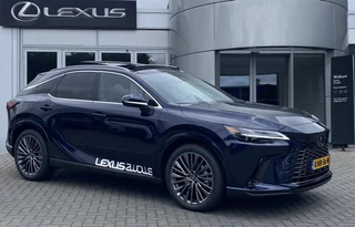 Hoofdafbeelding Lexus RX Lexus RX 450h+ Plug-in Hybrid President Line DIRECT LEVERBAAR PANODAK MARK LEVINSON STOELVENT STUURVERW 360 CAMERA