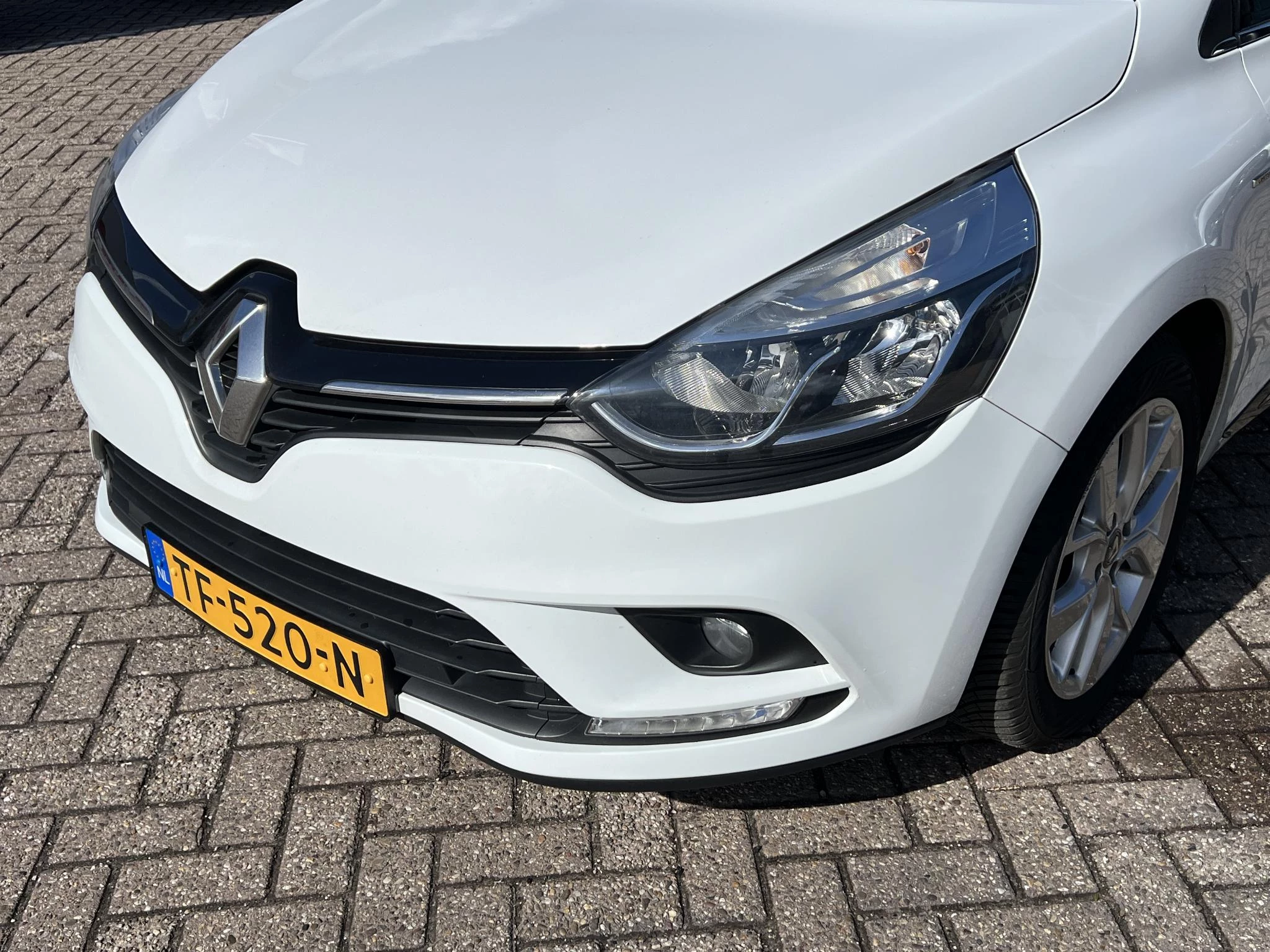 Hoofdafbeelding Renault Clio