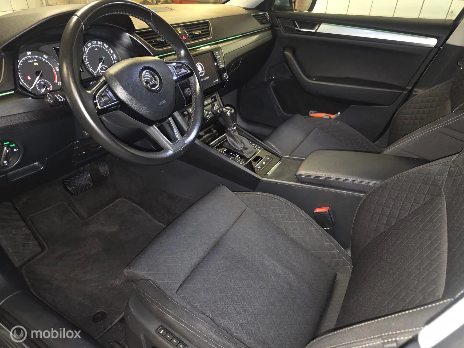 Hoofdafbeelding Škoda Superb