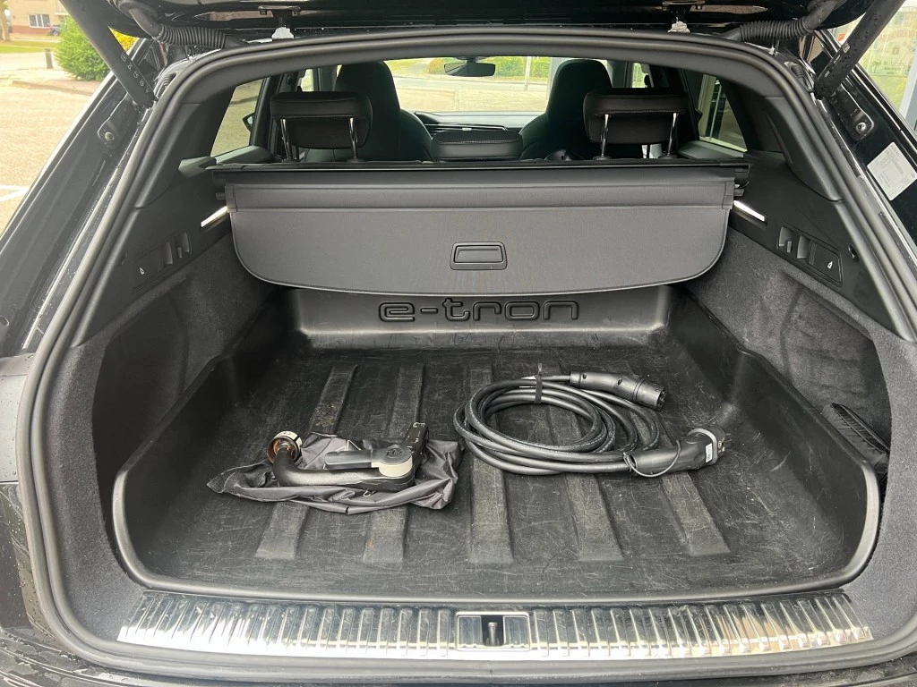 Hoofdafbeelding Audi Q8 e-tron