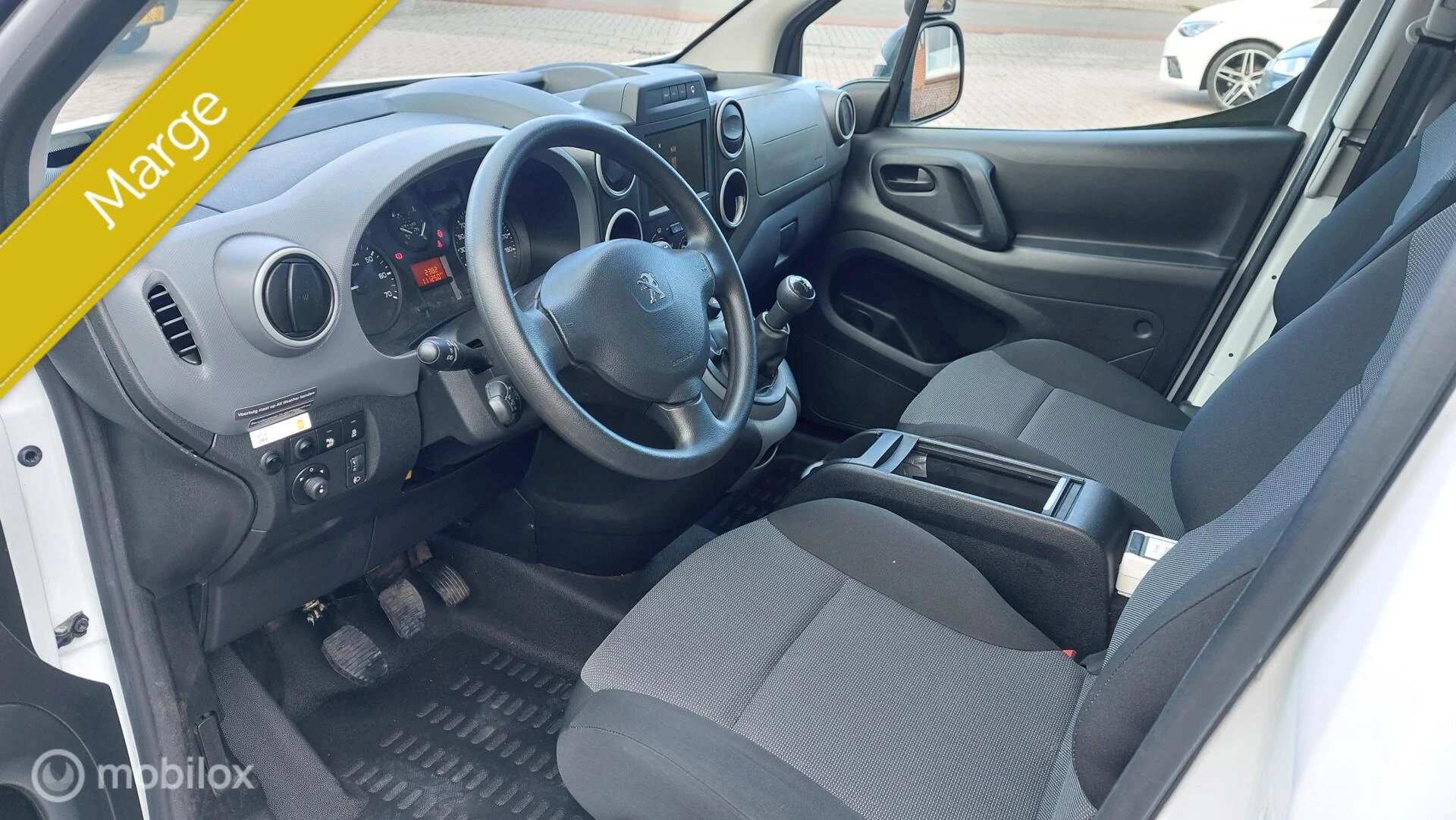 Hoofdafbeelding Peugeot Partner