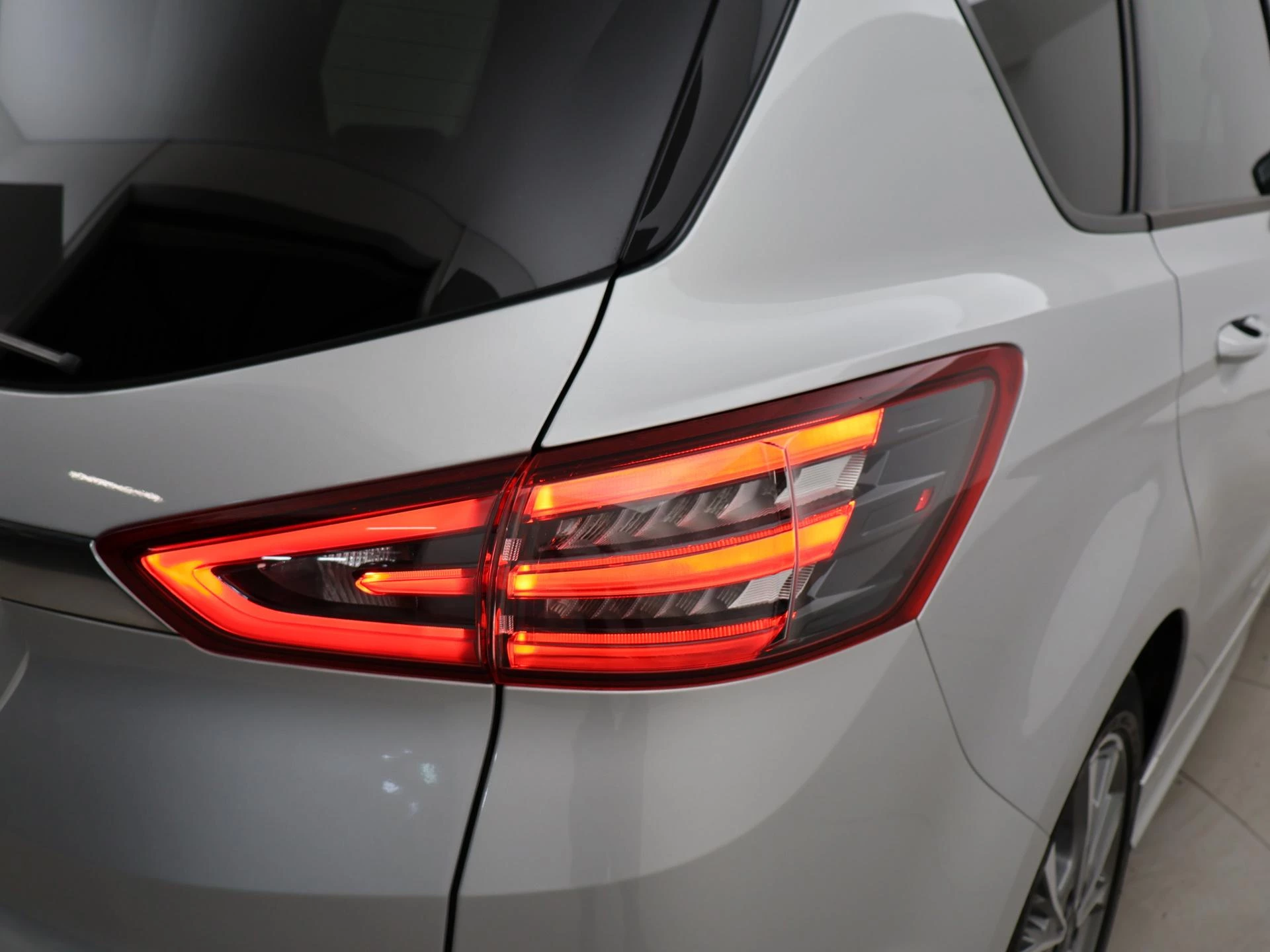 Hoofdafbeelding Ford S-Max