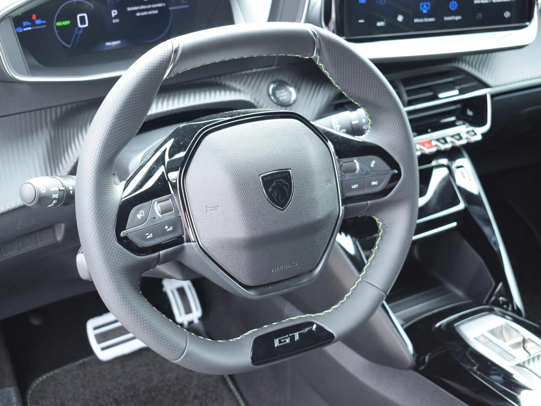 Hoofdafbeelding Peugeot e-208