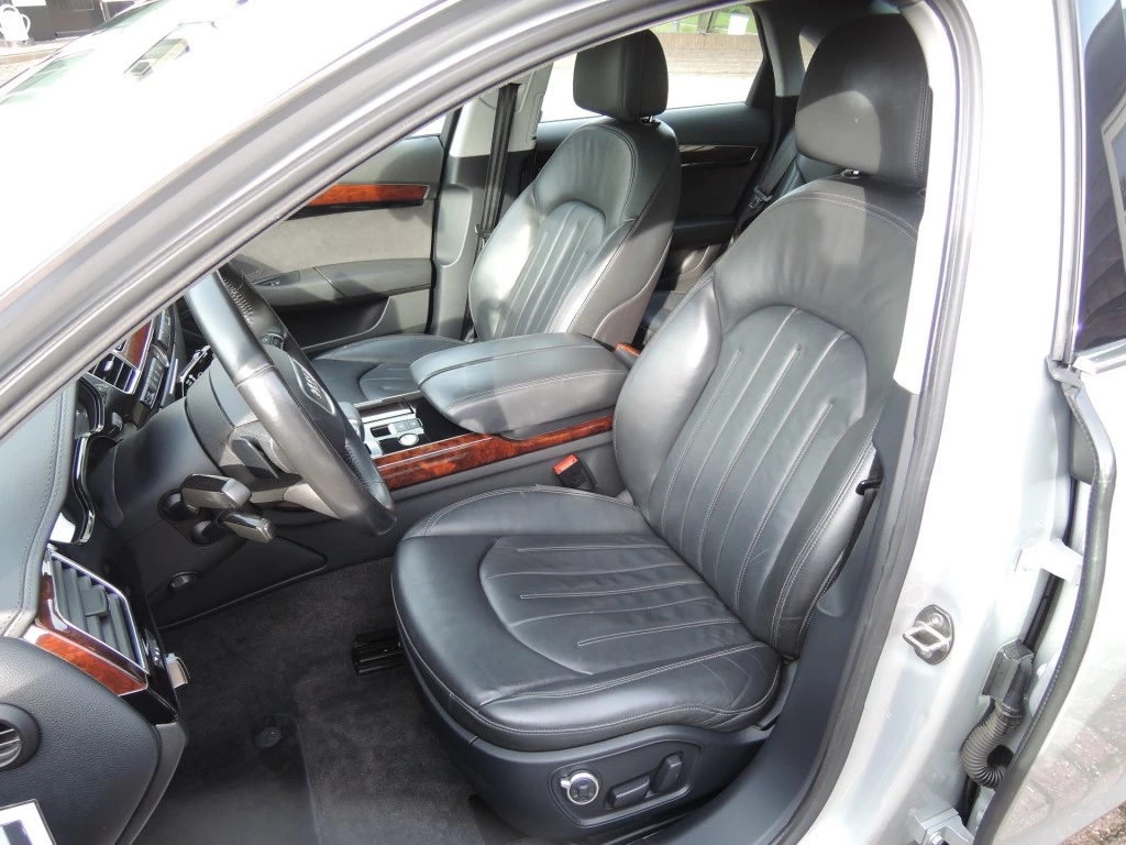 Hoofdafbeelding Audi A8