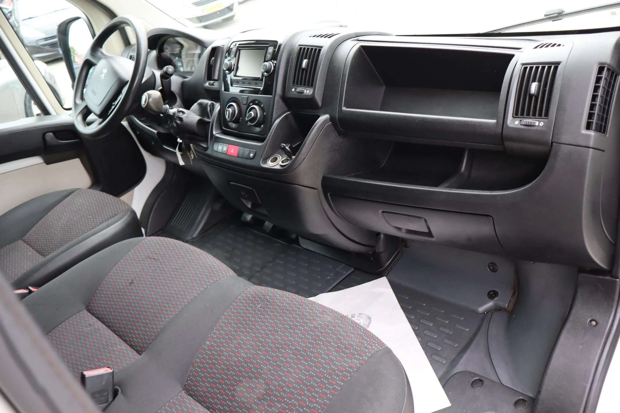 Hoofdafbeelding Peugeot Boxer