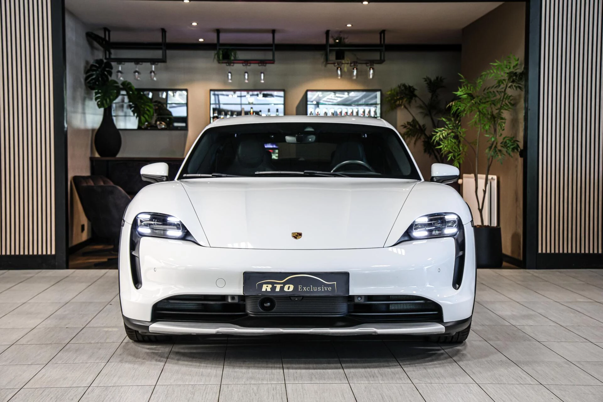 Hoofdafbeelding Porsche Taycan
