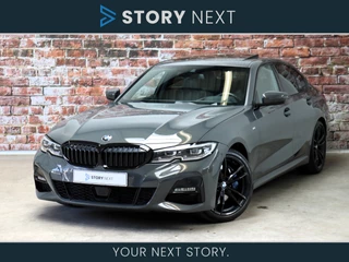 BMW 3 Serie Sedan 330i High Executive M Sport pakket Automaat / Live Cockpit Professional / Schuif-/kanteldak / M Sportremsysteem / Leder / Shadow Line / 19 Inch / Extra Getint Glas / Stoelverwarming / Climate Control / Parkeersensoren voor+achter / Stuurwiel Verwambaar / Hifi