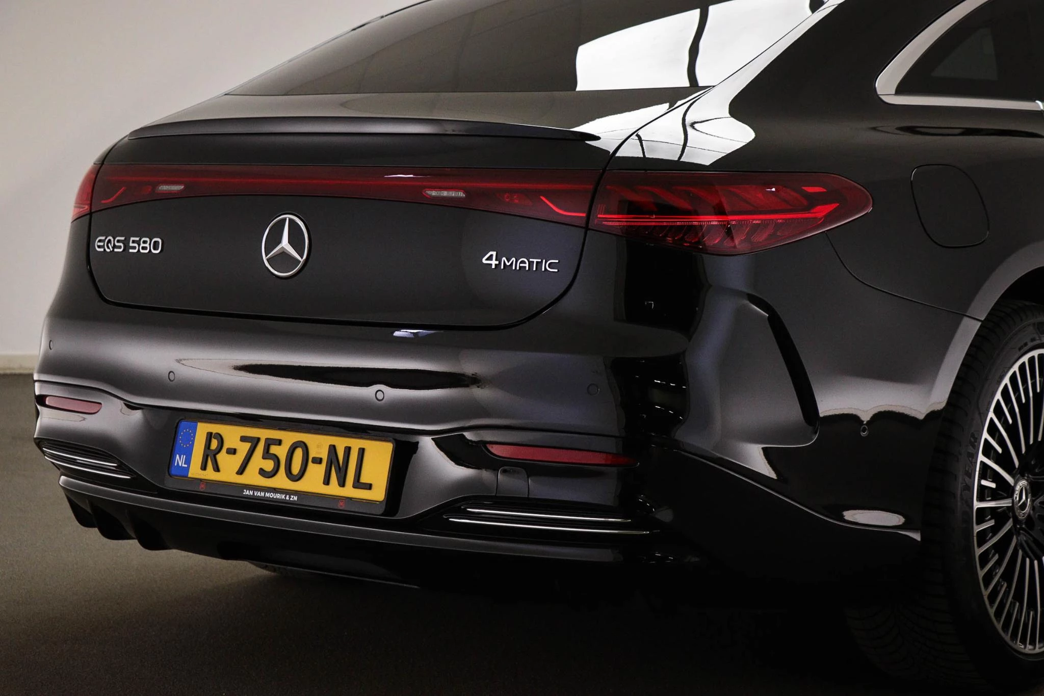 Hoofdafbeelding Mercedes-Benz EQS