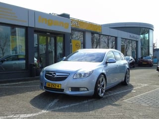 Opel Insignia ST 2.0 Turbo 250pk Sport Automaat 4x4 | OPC Line | Infinity | Xenon | Leder | 1800kg trekgewicht