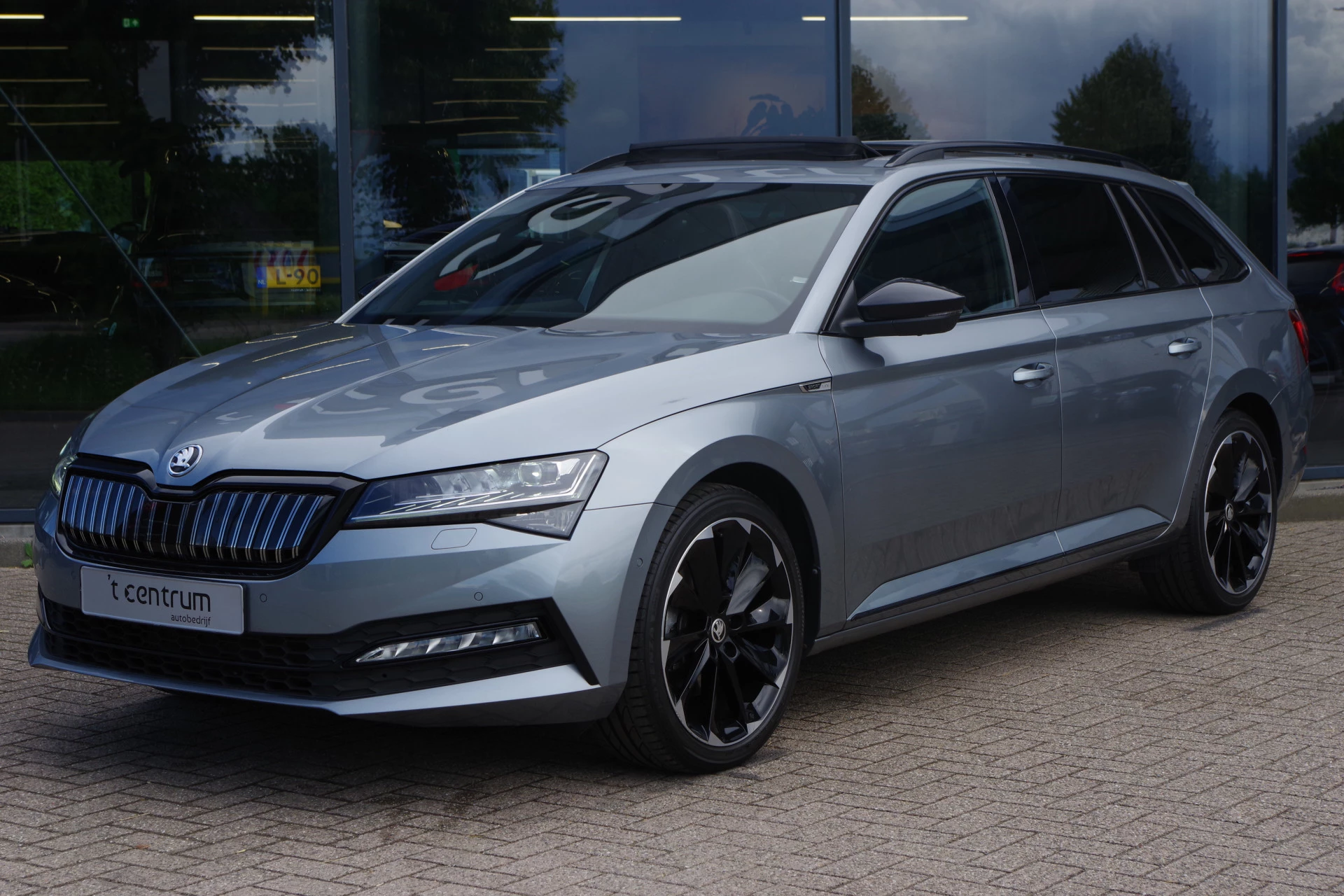Hoofdafbeelding Škoda Superb