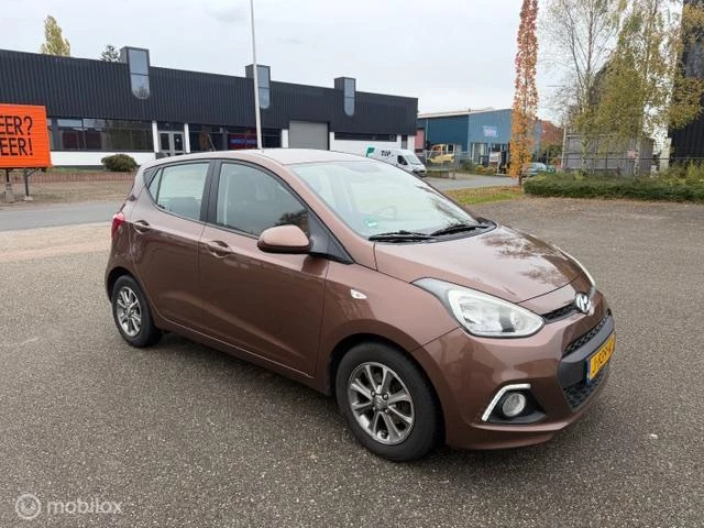 Hoofdafbeelding Hyundai i10